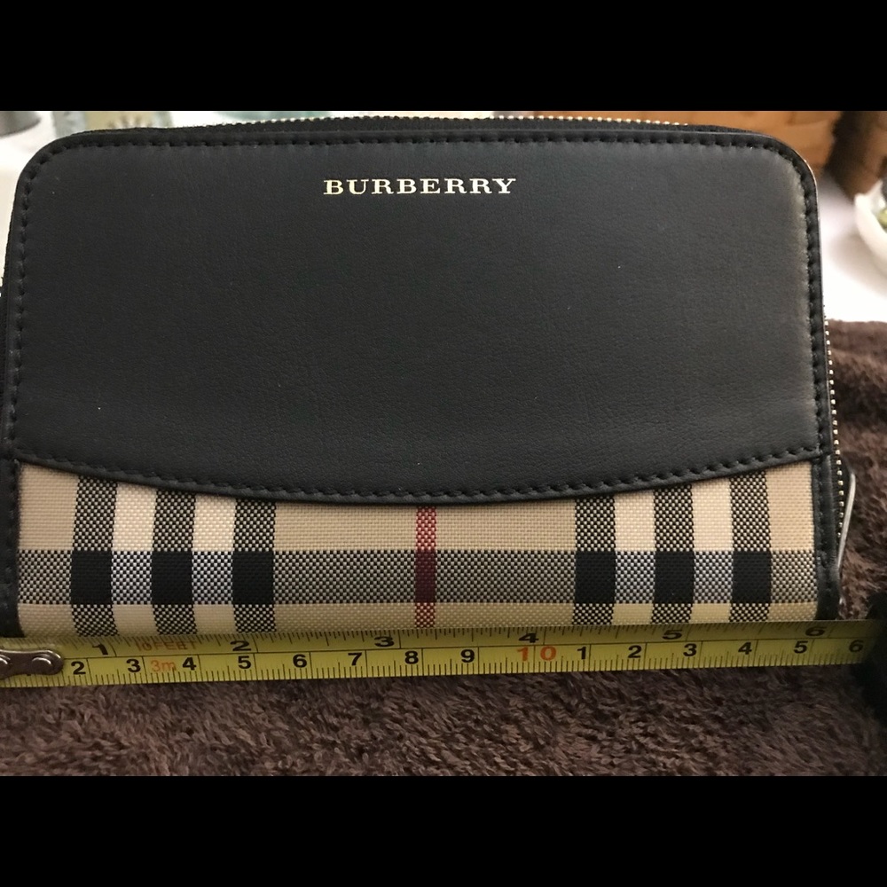 Burberry wallet